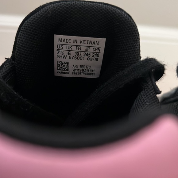 Adidas Falcon - Picture 9 of 10